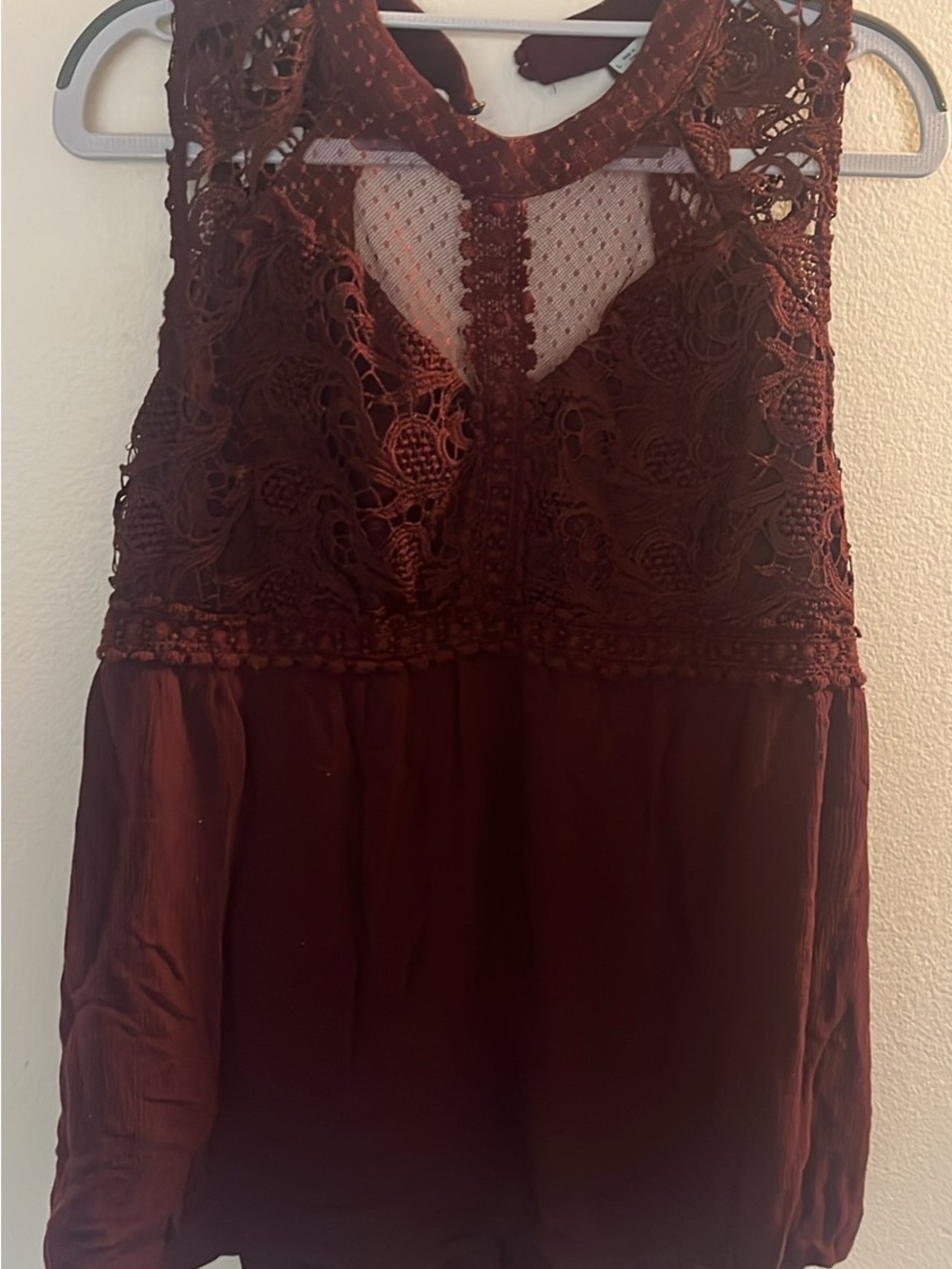 Maurices Women’s Lace Yoke Sleeveless Top - Burgundy